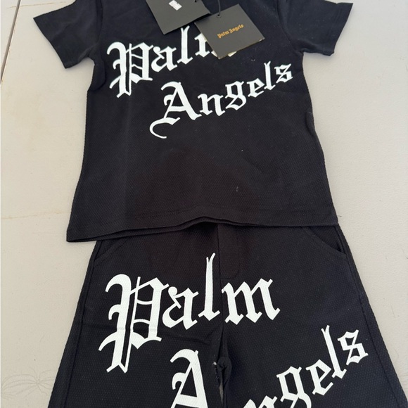 Palm angels matching set for boys says size 6 was received as gift - Picture 2 of 5